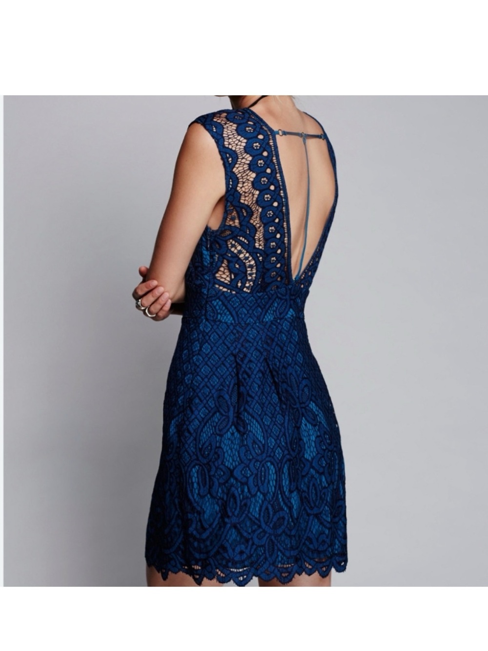 Free People Deep V-Neck Sapphire Blue Teal Lace Mini Dress Urban Outfitters T - Picture 2 of 15